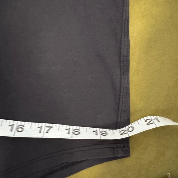 Lululemon Love Tank Pleated in Black Sz 6 EUC 89 - Picture 4 of 11